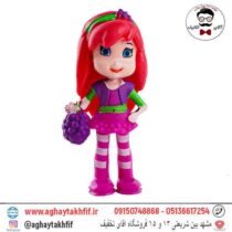 فیگور دختر توت فرنگی